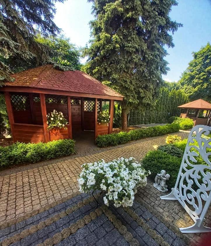 Dworek Vesaria Lublin Exterior photo